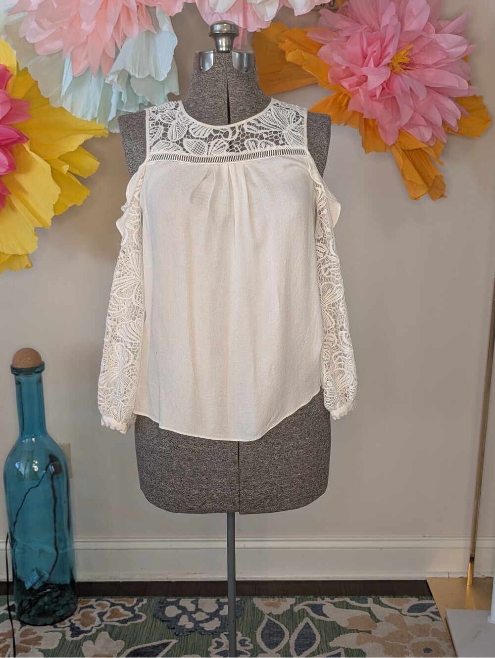 2179 - Hale Bob Women's White Lace Cold Shoulder Blouse Size S